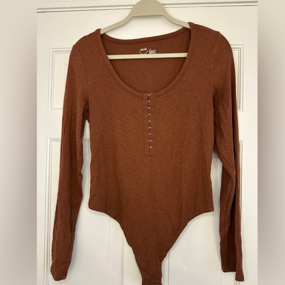 Aerie Brown Long Sleeve Top